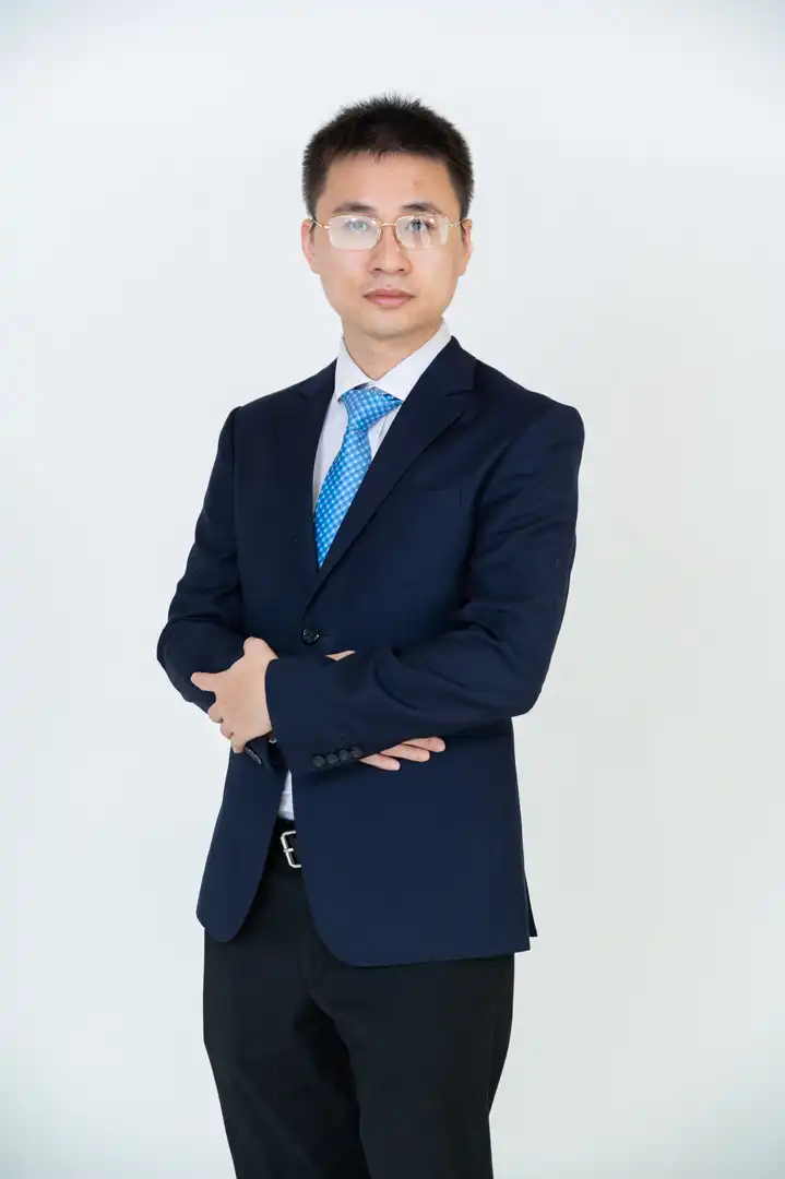 doi ngu nhan vien image